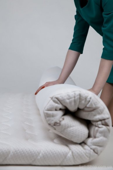 Топер з пам'яттю 160x200х7 см із чохлом (CMP043) Топер з пам'яттю 160x200х7 см із чохлом (CMP043)