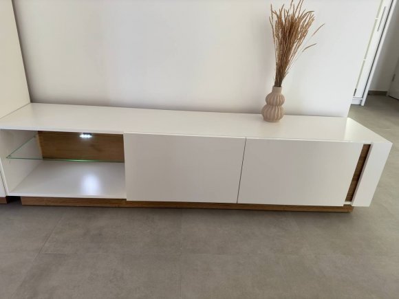 Тумба під телевізор Perfect Home Арко / Arco 2-дверна 2D/187 Білий глянець/дуб грандсон (PFH-091037) Тумба під телевізор Perfect Home Арко / Arco 2-дверна 2D/187 Білий глянець/дуб грандсон (PFH-091037)