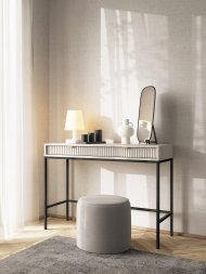 Стіл туалетний Perfect Home Нова / Nova з 2 шухлядами та чорними ніжками T104 Кашемір (PFH-091270) Стіл туалетний Perfect Home Нова / Nova з 2 шухлядами та чорними ніжками T104 Кашемір (PFH-091270)