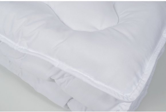 Ковдра Softness біла 170х210 см двоспальна