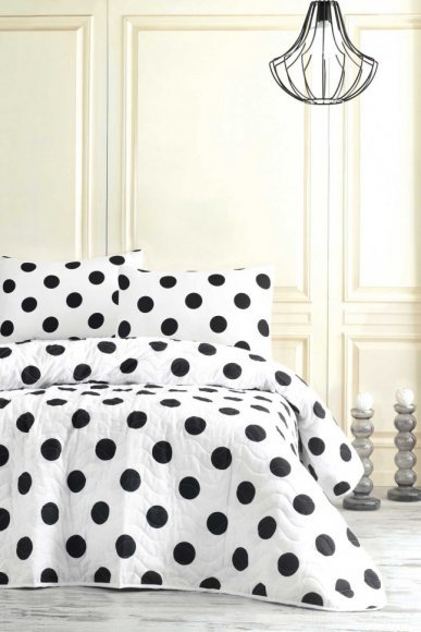 Покривало стьобане з наволочками B&W Point 200х220 см