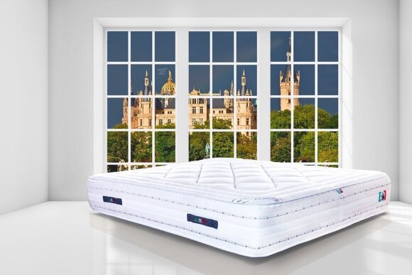 Матрас безпружинний Pullman 180х195х35 см