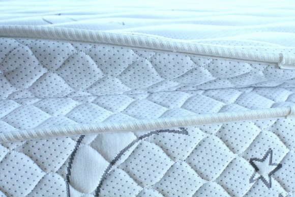 Матрас безпружинний Luna 100х190х25 см