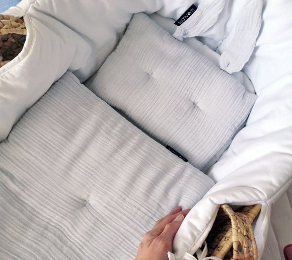 Подушка-кролик муслінова 20x30 см Ice Grey lullalove-7460 Подушка-кролик муслінова 20x30 см Ice Grey lullalove-7460