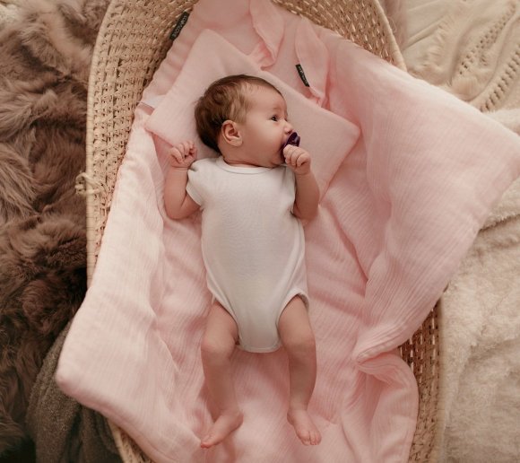 Подушка-кролик муслінова 20x30 см Powder Pink lullalove-7446