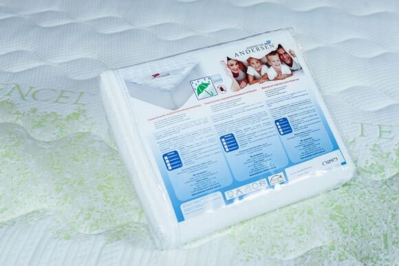 Наматрацник водонепроникний 60х120х25 см (CMP078) Наматрацник водонепроникний 60х120х25 см (CMP078)