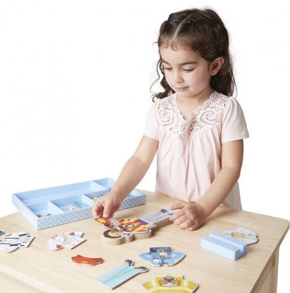 Магнітний набір Одягни Джулію MD5164 Магнітний набір Одягни Джулію MD5164