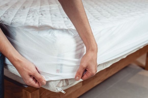 Наматрасник водонепроникний 70х170 см