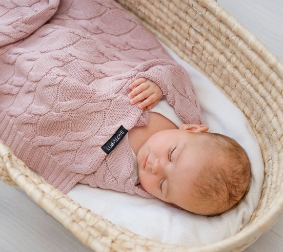 Плед плетений Premium Merino 80x100 см Powder Pink lullalove-6678 Плед плетений Premium Merino 80x100 см Powder Pink lullalove-6678