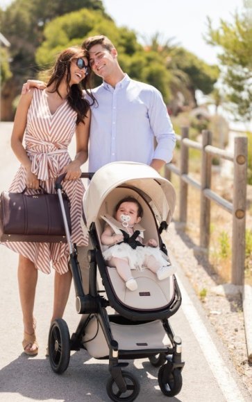 Коляска Roberto Verino Elegance 2in1 Stone Sand Коляска Roberto Verino Elegance 2in1 Stone Sand